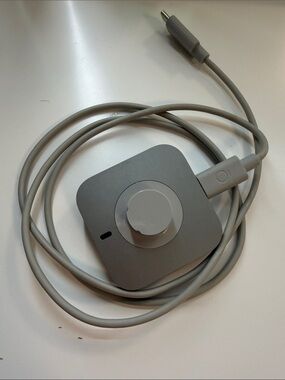 Oura Gray Magnetic Charger (Light Gray)